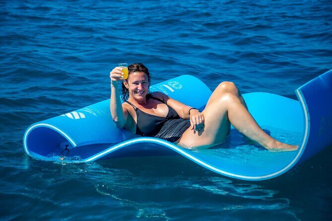 2hr Luxury Private Sailing Catamaran in Waikiki for 1-6 People - What’s actually included: the comfort upgrades that save your attention