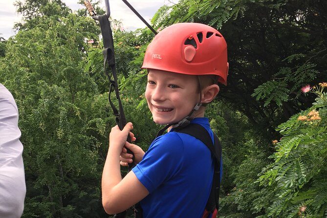 3 Zipline Adventure at Coral Crater with Optional Waikiki Shuttle - Why the guides make (or break) this zipline day