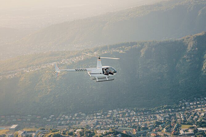 30 Minutes PRIVATE Helicopter Tour in Honolulu - Ala Moana Beach Park, Magic Island, and the harbor system