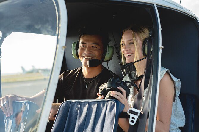 30 Minutes SHARED Helicopter Tour in Honolulu - The real starting point: 1 Lagoon Dr and what’s waiting for you