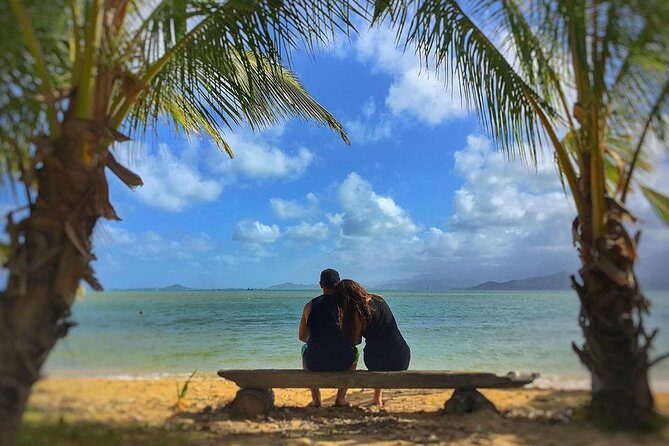 5 Hour Romantic Hawaii Jeep Tour - Waimanalo and Makai Research Pier: ocean scenery with a calmer pace