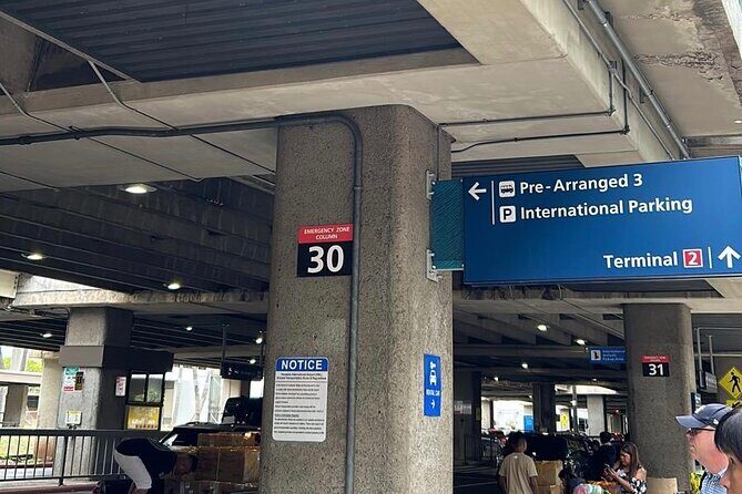 Airport Shuttle - HNL Airport to Waikiki - Pickup at Honolulu Airport: How to Make It Smooth
