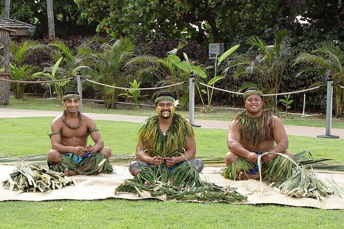 Aloha Kai Luau - The Polynesian Show at 7:00pm: High-Energy Performances You Can Feel