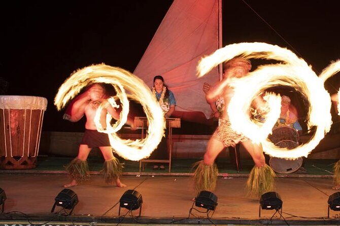 Aloha Kai Luau - Outdoor Views and the Arrival Day Mood