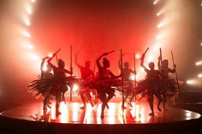'Auana by Cirque du Soleil at the Waikiki Beachcomber Hotel - The show in one stop: how the 1 hour 20 minute performance flows