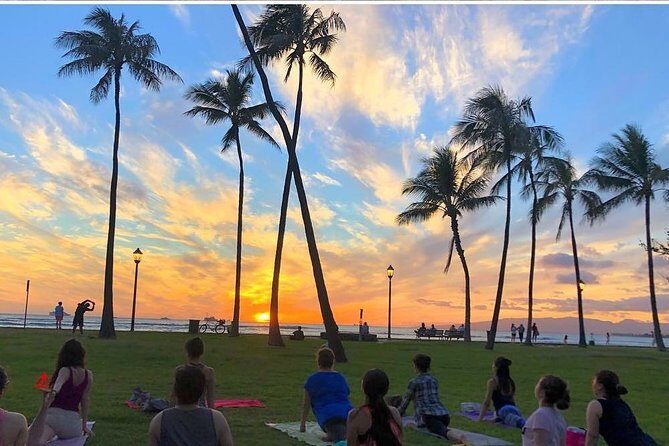 Beach Yoga on Waikiki with Diamondhead Backdrop - Where you meet and how to find the group without stress