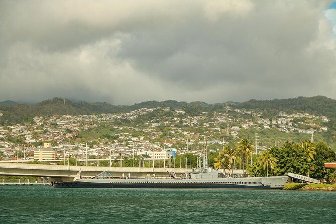Best Of Pearl Harbor: The Complete Experience Tour - Stop 1: Pearl Harbor Historic Sites Visitor Center (First 20 Minutes)