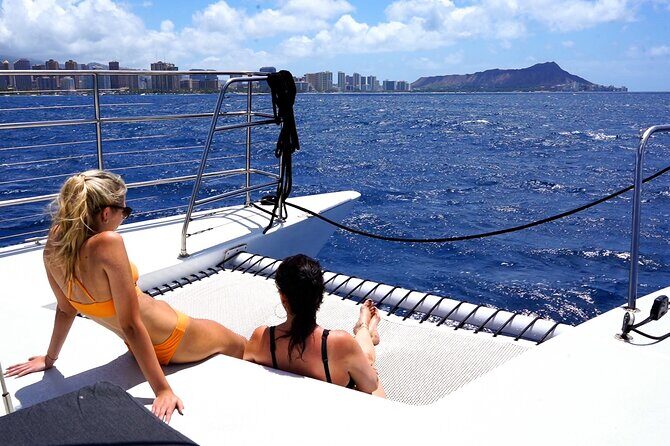 Best Waikiki Snorkel Tour: Guaranteed Turtles at Turtle Canyon - Crew coaching, lifeguard presence, and safety that stays practical