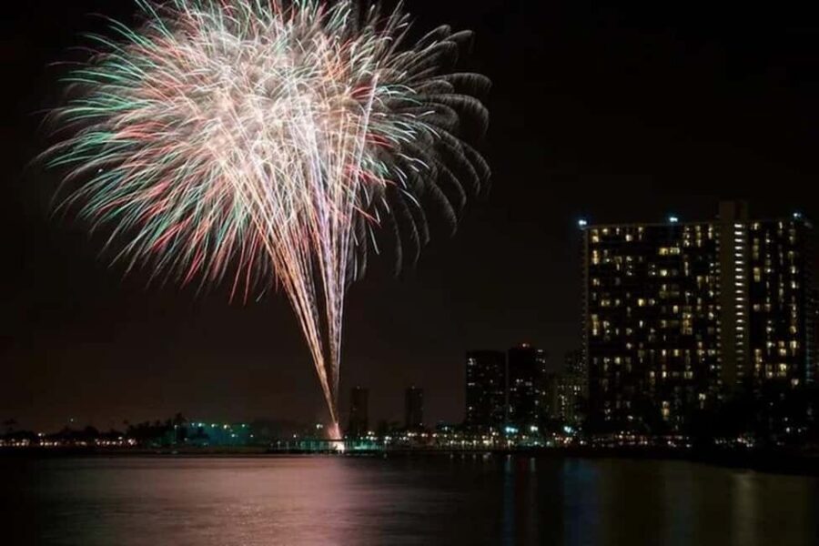Board from Waikiki Beach: Friday Night Fireworks sail - Fireworks over Waikiki: why the water view feels closer