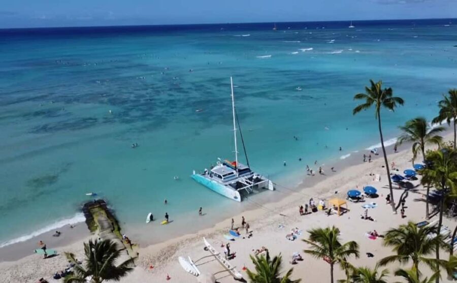 Board from Waikiki Beach: Friday Night Fireworks sail - Price and value: is $72 per person worth it?