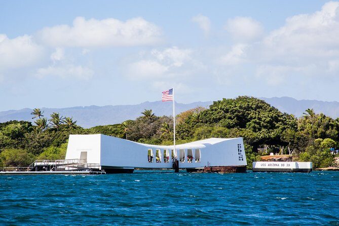 Chief's Official Pearl Harbor Self-Guided Multimedia Tour - USS Arizona Memorial Viewing Without the Boat Ride: Best Strategy