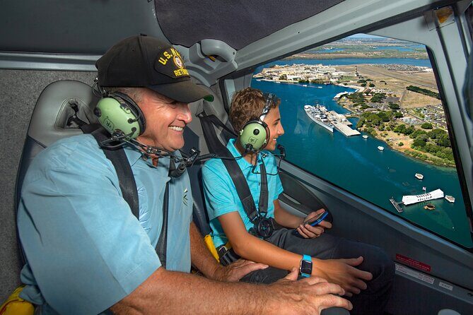 Complete Island Oahu Helicopter Tour - Honolulu and Diamond Head: Waikiki’s Shoreline and Lē‘ahi’s Signature Cone