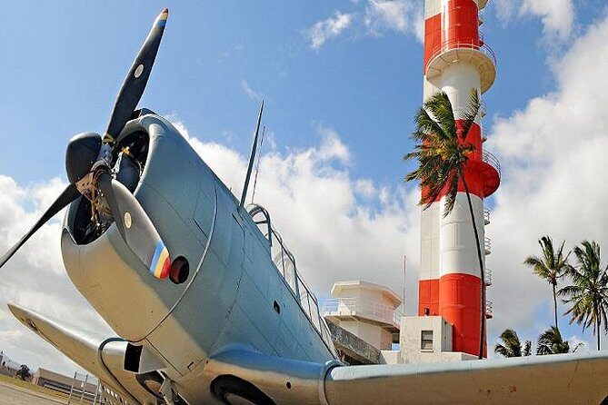 Complete Pearl Harbor Experience Tour Departing Maui - Pearl Harbor Aviation Museum: planes and stories without the simulator