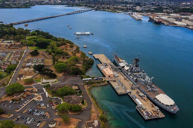 Deluxe Arizona Memorial and USS Missouri Battleship Tour - USS Missouri Battleship: What the 30-Minute Guided Deck Tour Really Gives You