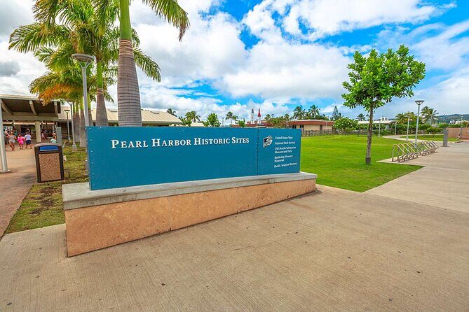 Deluxe Arizona Memorial and USS Missouri Battleship Tour - Timing Reality Check: This Day Can Stretch