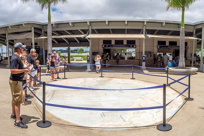 Deluxe Pearl Harbor USS Arizona Memorial and Honolulu City Tour - Who should book this tour—and who should choose something else
