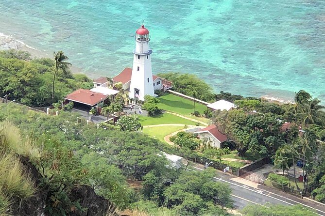 Diamond Head Bike to Hike and Local Lunch - The Waikiki-to-Kapiolani Park stretch: history without feeling like a lecture