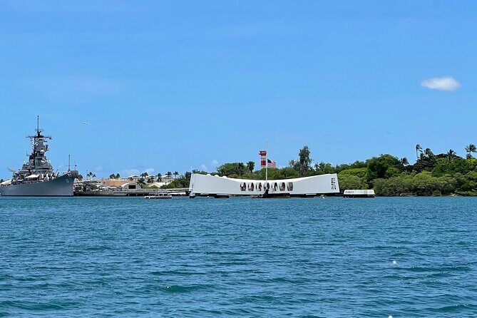 Family-friendly Pearl Harbor and Honolulu Downtown with private transportation - Should you book this private Pearl Harbor and Honolulu Downtown tour?