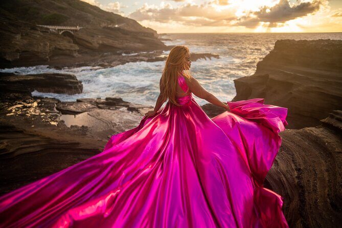 Flying Dress Photoshoot on Oahu - Optional Flower Crowns and Haku Leis: When You Want Extra Detail
