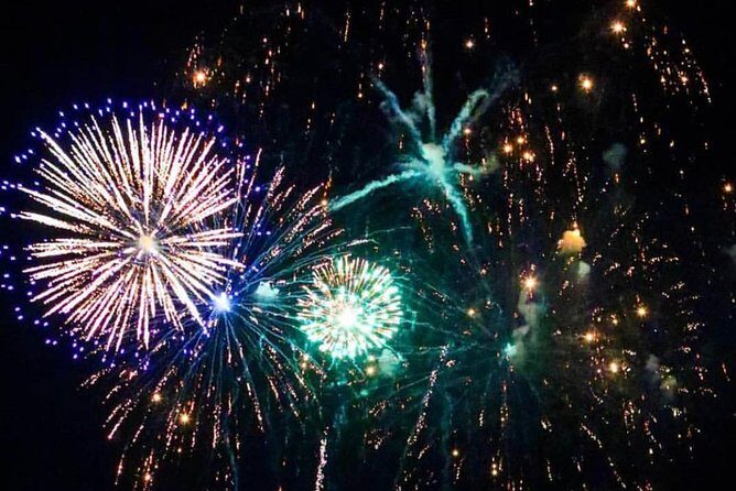 Friday Night Catamaran Fireworks Sail with Open Bar - Key Things You’ll Notice on This Sail