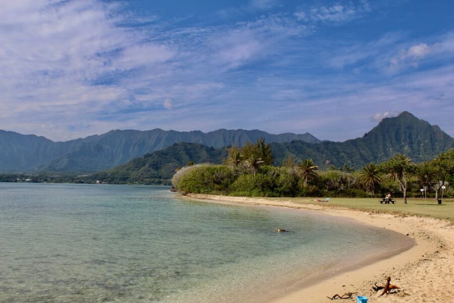 From Honolulu: Epic Island Tour - Byodo-In Temple: a quiet cultural pause with a view