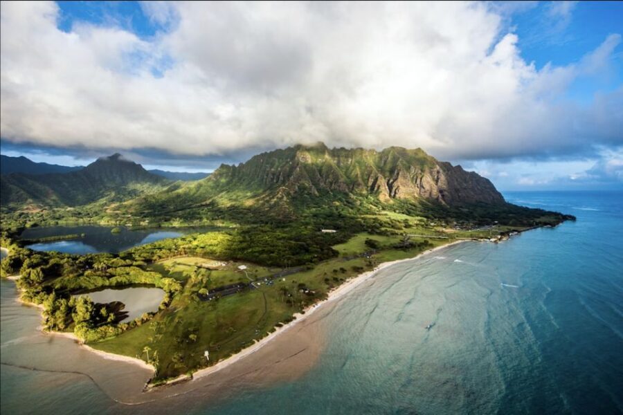 From Honolulu: Oahu 60min Helicopter Tour with Doors Off/On - Ka’a’awa Valley and Sacred Falls: where the guide adds meaning