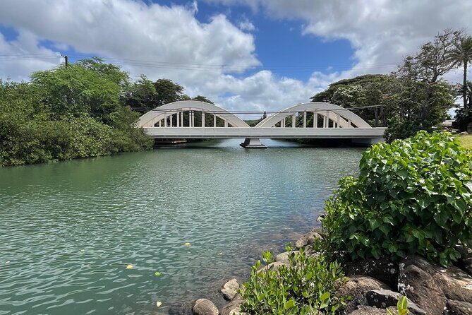 Guided E-Bike Tour in North Shore - Meeting in Haleiwa and getting rolling with a small crew