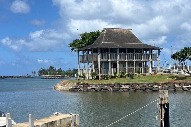 Guided E-Bike Tour in North Shore - Group size, guide style, and why it feels friendly