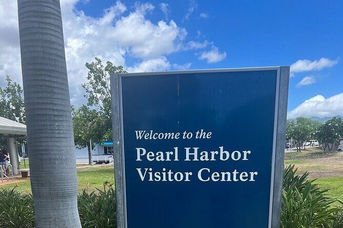 Half Day Pearl Harbor with USS Arizona Memorial and City Tour - Honolulu City Tour Stops: Court, Kamehameha, Royal Residence Views