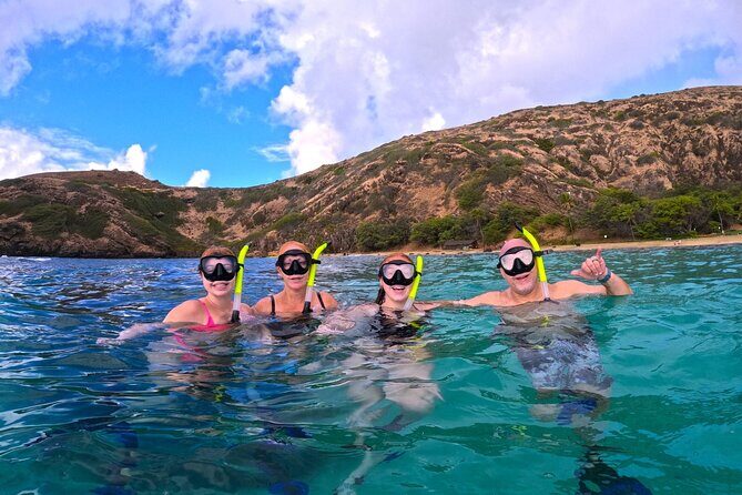 Hanauma Bay Guided Snorkel Tour (with guaranteed entrance time) - What’s included with snorkeling gear (and what’s not)