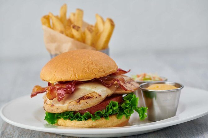 Hard Rock Cafe Honolulu - Your 2-hour flow at Hard Rock Cafe Honolulu