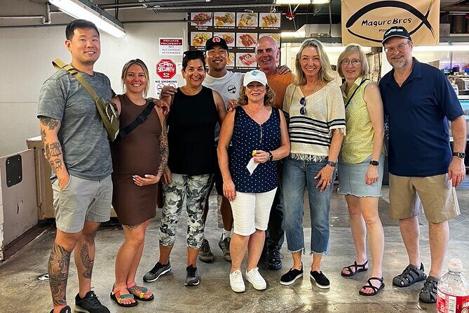 Hawaii Off The Beaten Path Food Tour - What the guides do besides food: Victor’s and TJ’s role in the experience