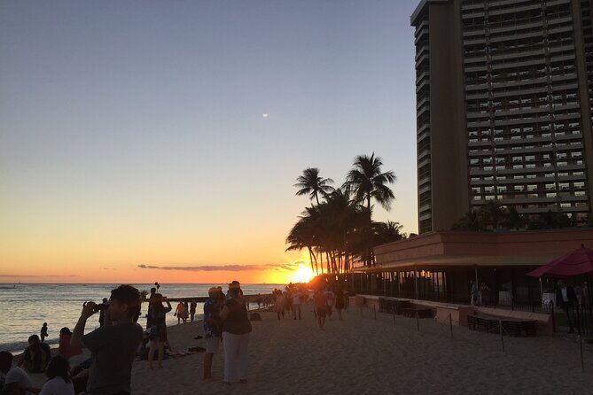 Hawaii's Best Private Build-Your-Tour Charter Service - Fast photo stops: Diamond Head to Chinamans Hat