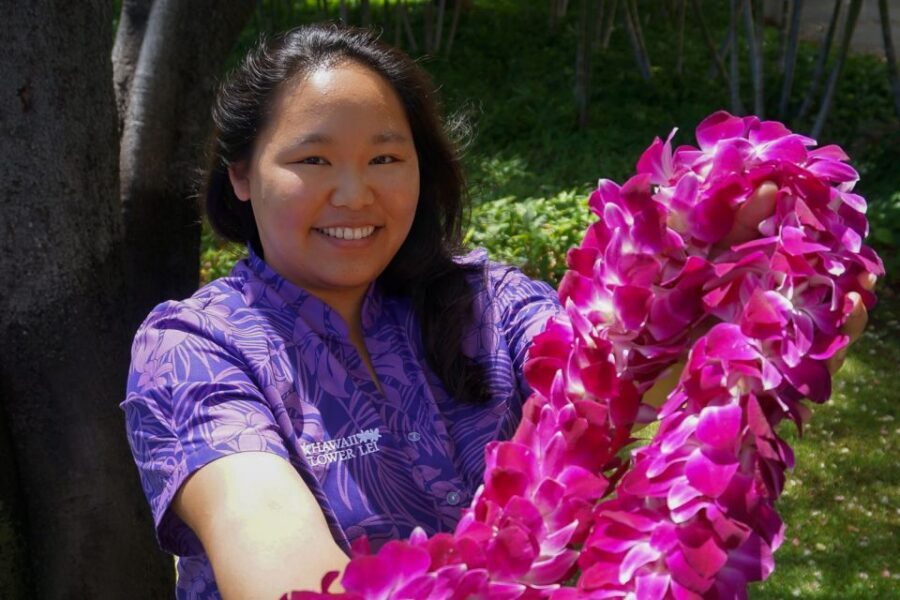 Honolulu Airport Custom Lei Greeting - Choose Your Lei - Beyond the Lei: Help With Luggage, Taxi, and Rideshare