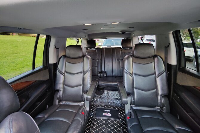 Honolulu Airport & Waikiki Hotels Private Transfer by Luxury SUV(up to 5 people) - The Waikiki Ride Itself: Comfort, Water, and Local Help
