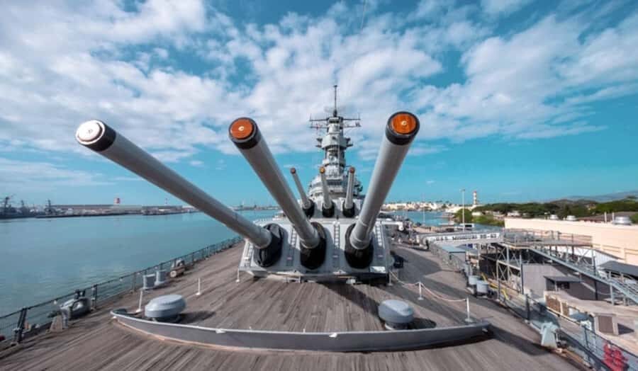 Honolulu: Battleship Missouri Memorial with Guide Option - Stepping onto the USS Missouri Memorial in Honolulu