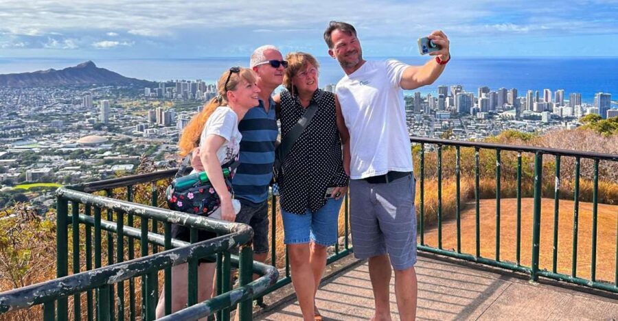 Honolulu: Highlights of Oahu Small Group Tour - Hanauma Bay and Halona: The Volcanic-Coast Combo