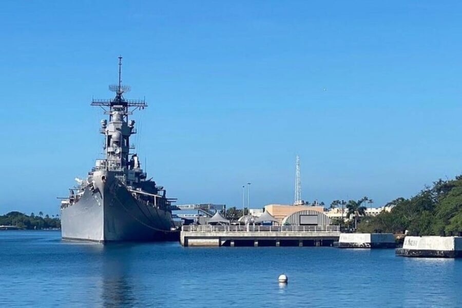 Honolulu: Pearl Harbor, USS Arizona and Battleship Missouri - Pearl Harbor Visitor Center: the context you’ll want before you go