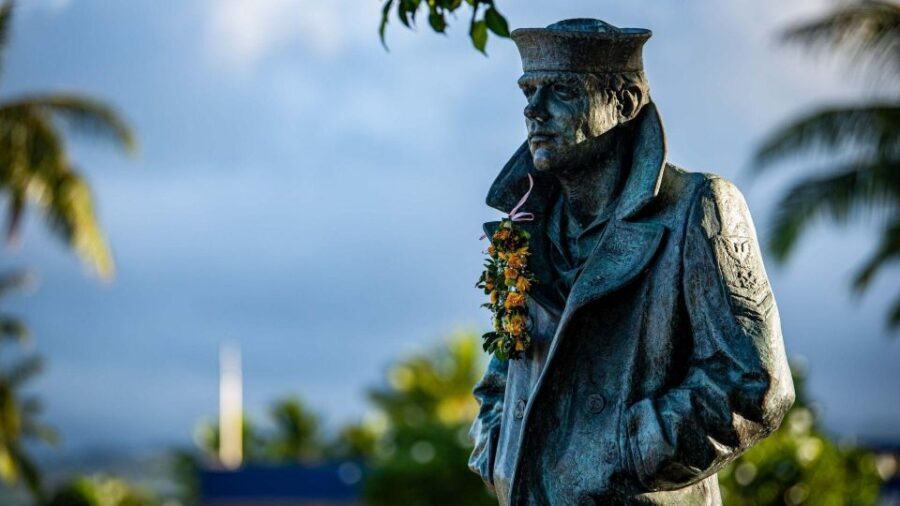 Honolulu: Pearl Harbor, USS Arizona Memorial [Early Access] - Photo-stop strategy: where you’ll feel the time crunch