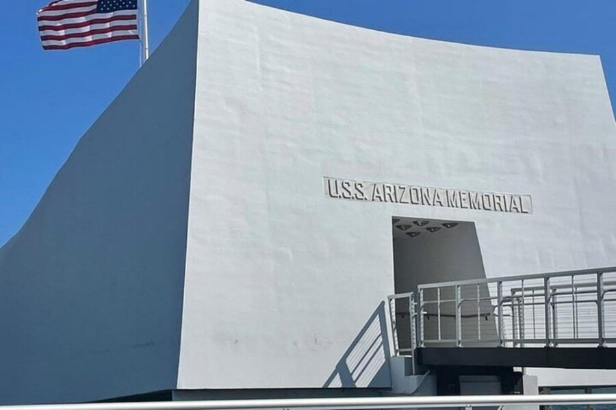 Honolulu: Pearl Harbor USS Arizona Memorial Tour - Practical tips: the rules can surprise you