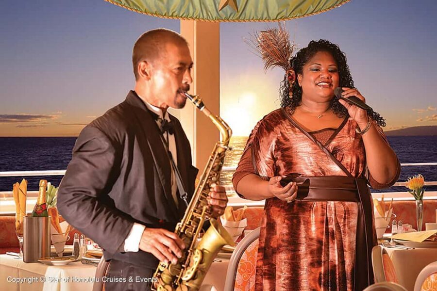 Honolulu: Sunset 5 Course Dinner Cruise with Entertainment - Live Hawaiian and jazz music all night, not just as background