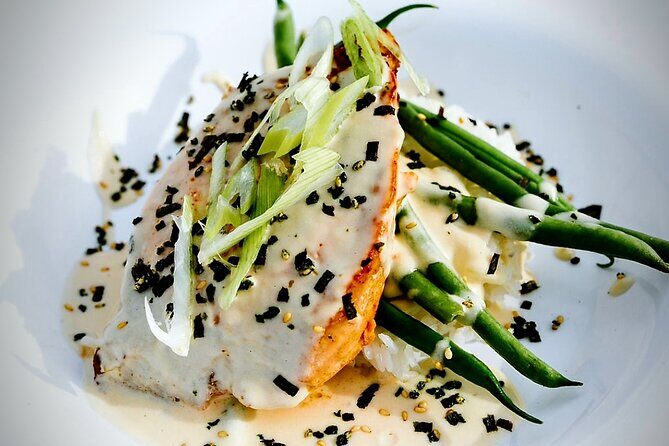 Honolulu Sunset Dinner Cruise with Friday Fireworks Show - What’s On the Table: 3 Courses, Tiki Bar Drinks, and Kids Meals