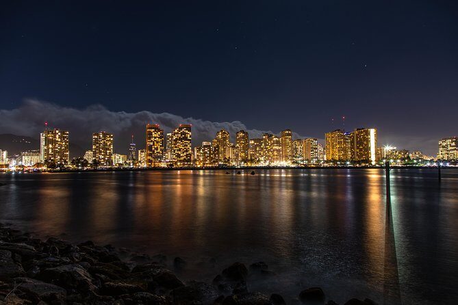 Honolulu Sunset & Light Painting Experience - Tripods and Tools: Why Provided Gear Matters