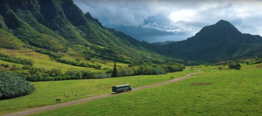 Kaneohe: Kualoa Ranch Hollywood Film Locations Tour by Bus - Props and memorabilia: making the backlot feel real