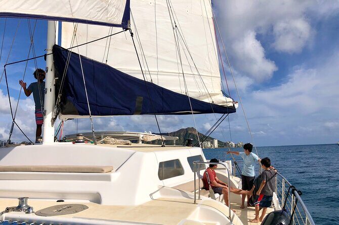 Moana’s Swim’n’Sail Cocktail Cruise Along the Waikiki Coast - Diamond Head pass-by: the sightseeing part without the grind