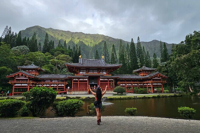 Next Level Oahu Circle Island Tour Snorkel w/Turtles and Byodo-In - Waikiki and Diamond Head: the classic views without the hike