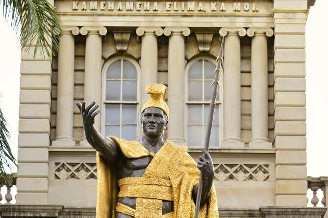 North Shore Dole Pineapple Farm Tour - King Kamehameha Statue: The Photo Stop That Closes the Loop