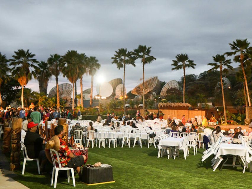 Oahu: Chief's Luau Dinner Show - The Luau Buffet: Kalua Pork, Pineapple Chicken, and What to Expect