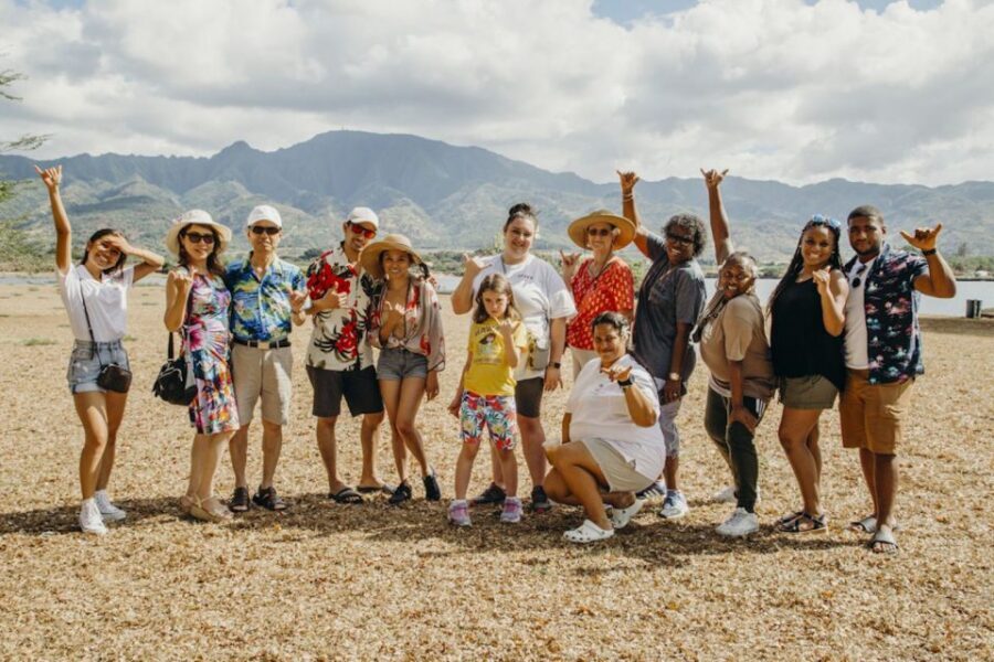 Oahu: Circle Island Day Trip with Shrimp Plate Lunch - What the Guides Bring (And Why It Matters on a Food-and-Views Day)