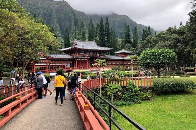 Oahu Circle Island Tour with Byodo-In Temple Admission - The Value of a One-Day Oahu Circle Island Loop